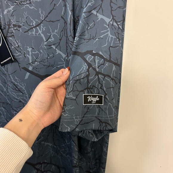 NWT Men’s Waggle Collared Deer Disguise Polo - Picture 5 of 9